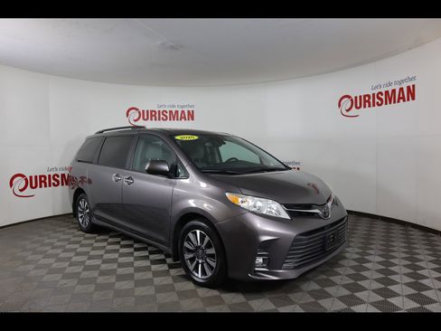 Used 2020 Toyota Sienna XLE Premium image 10