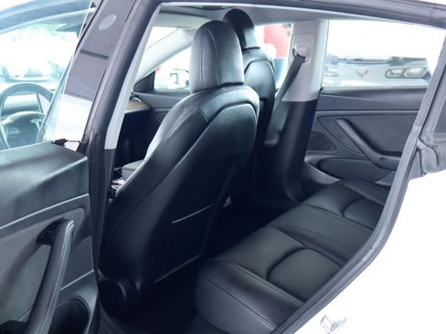 Used 2018 Tesla Model 3 Mid Range RWD image 30