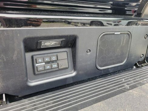 Used 2026 GMC Sierra 2500 AT4X w/ AT4X AEV Edition AWD/4WD image 9