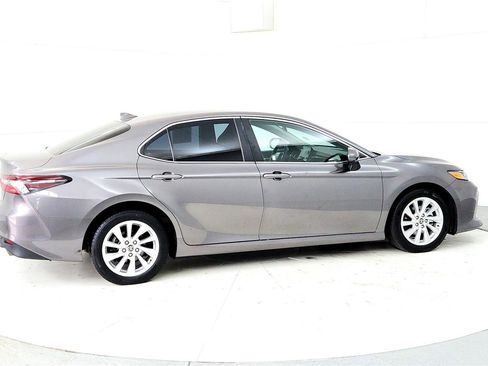 Used 2023 Toyota Camry LE AWD/4WD image 6