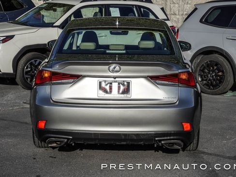 Used 2019 Lexus IS 300 300 image 14