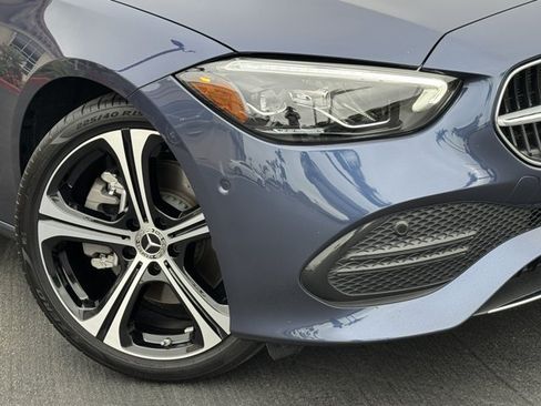 Used 2025 Mercedes-Benz C 300 Sedan image 2