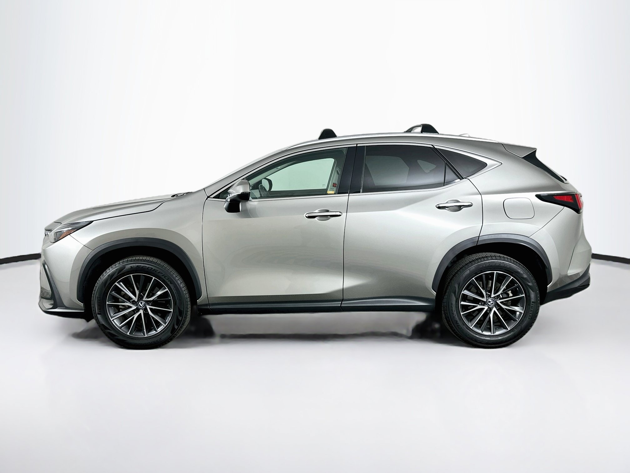 Used 2024 Lexus NX 350 AWD image 4