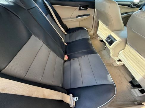 Used 2012 Toyota Camry XLE image 32