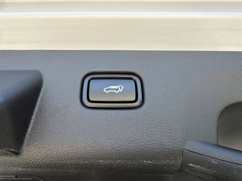 Used 2025 Kia Sportage X-Line w/ Premium Package AWD/4WD image 36