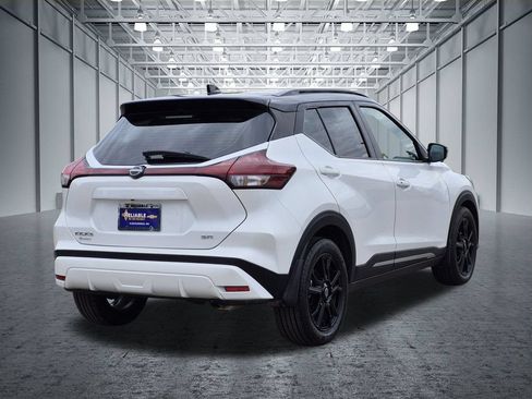 Used 2024 Nissan Kicks SR FWD image 6