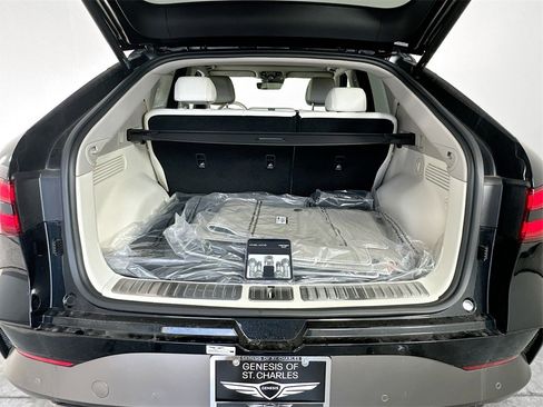 Certified 2025 Genesis GV60 Advanced image 26