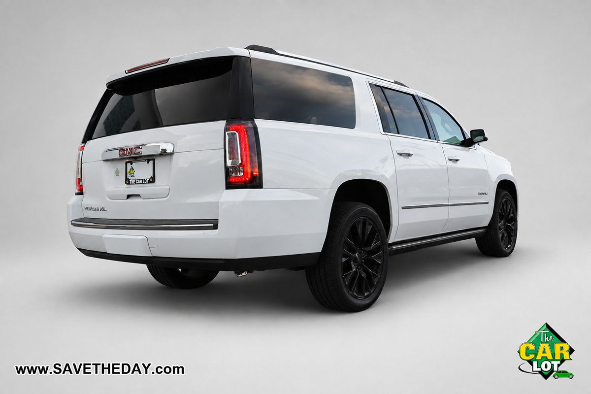 Used 2020 GMC Yukon XL Denali w/ Denali Premium Package AWD/4WD image 8