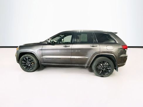 Used 2020 Jeep Grand Cherokee Altitude image 4