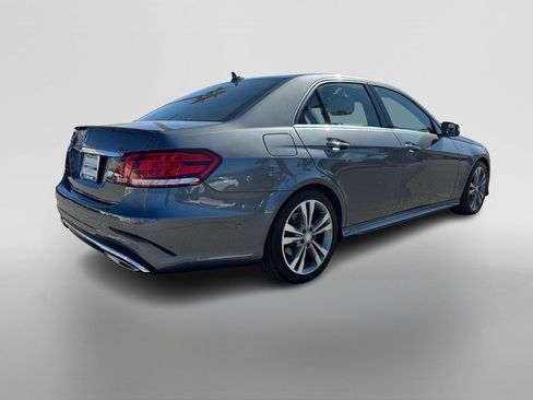 Used 2016 Mercedes-Benz E 350 Sedan image 5