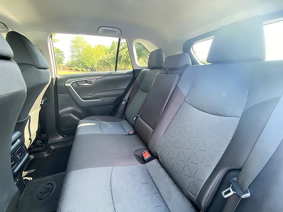 Certified 2025 Toyota RAV4 XLE AWD/4WD image 12