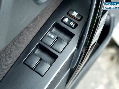 Used 2016 Scion iM 5dr HB CVT (Natl) image 10