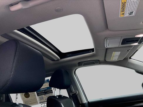 Used 2025 Honda CR-V EX image 14