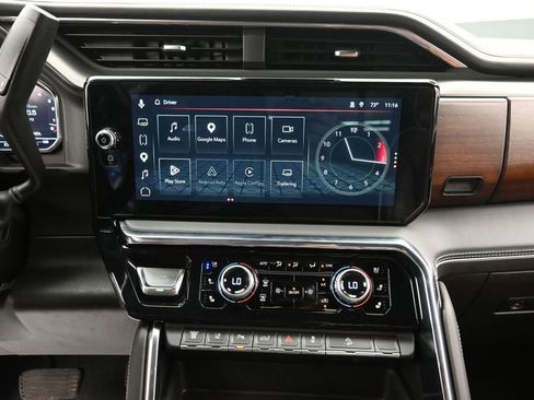 Used 2025 GMC Sierra 2500 Denali Ultimate AWD/4WD image 17