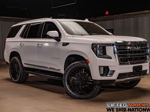Used 2023 GMC Yukon SLT w/ Max Trailering Package image 1
