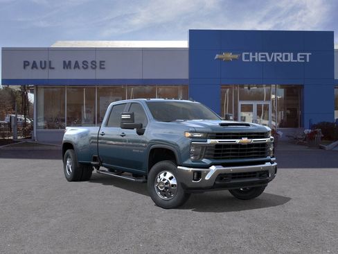 New 2026 Chevrolet Silverado 3500 LT image 1