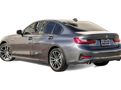 Used 2022 BMW 330i Sedan w/ Driving Assistance Package image 10