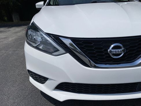 Used 2019 Nissan Sentra SV FWD image 12