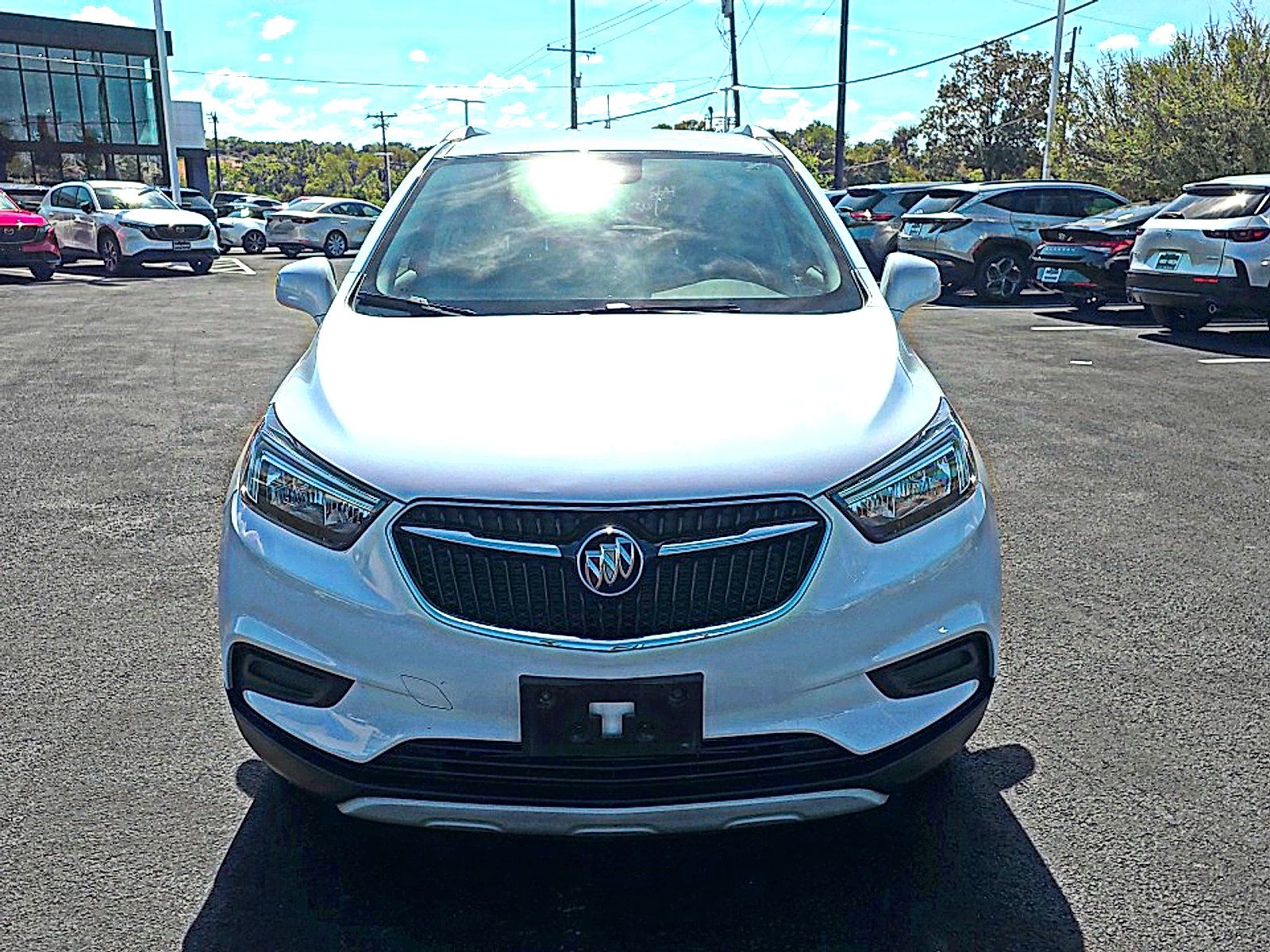 Used 2022 Buick Encore Preferred w/ Safety Package AWD/4WD image 2