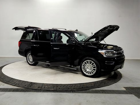 Used 2024 Ford Expedition Max Limited image 9