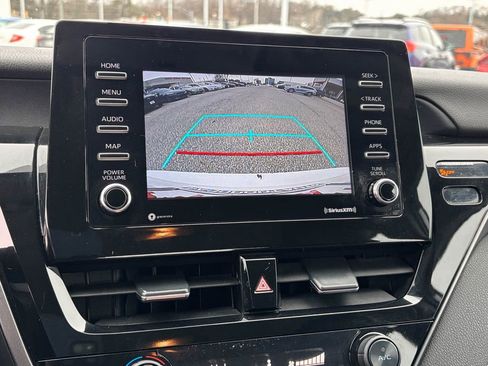 Used 2021 Toyota Camry SE image 21
