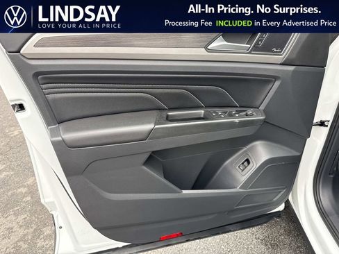 Used 2021 Volkswagen Atlas SEL Premium image 9