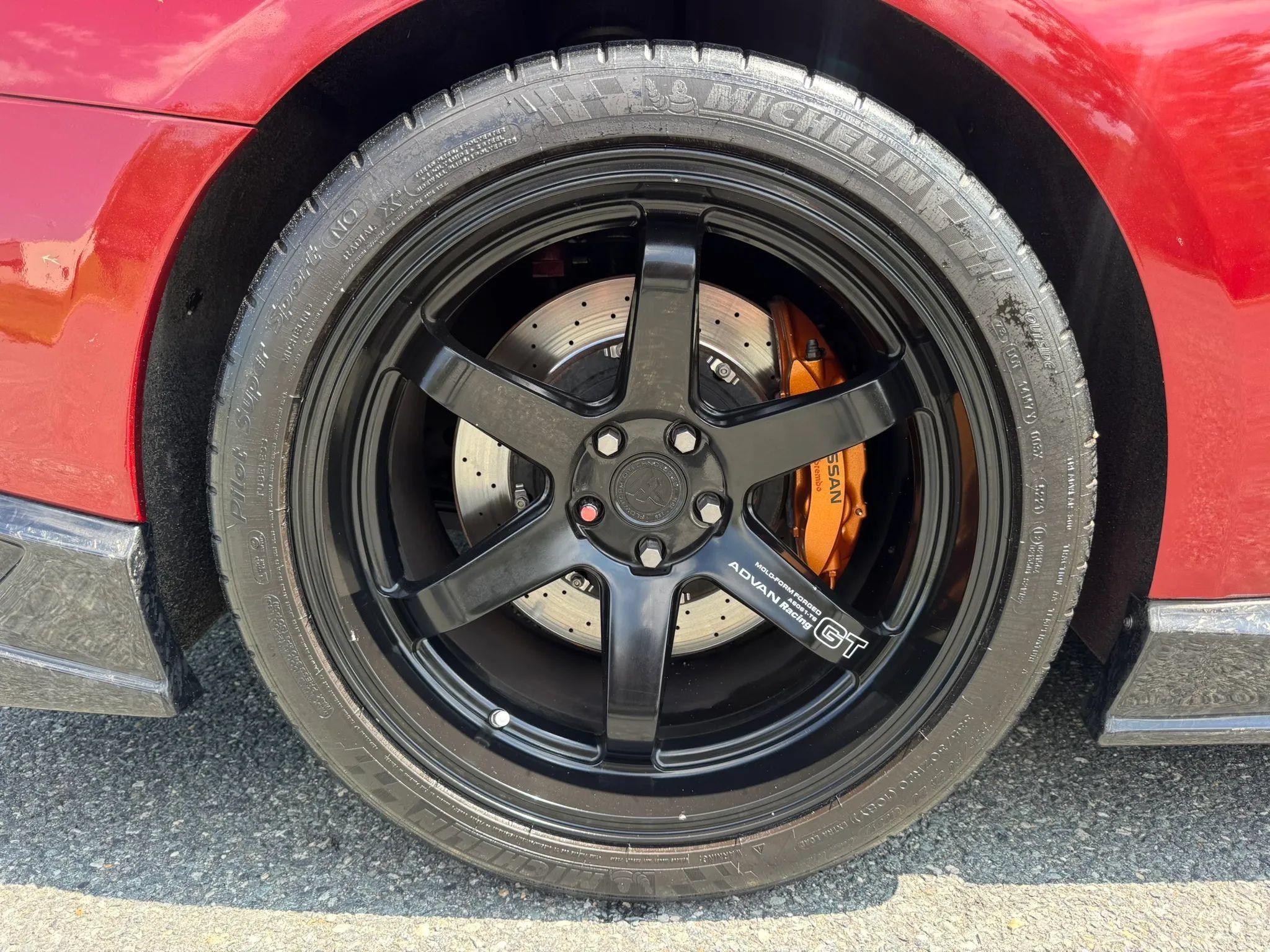 Used 2016 Nissan GT-R Premium AWD/4WD image 34