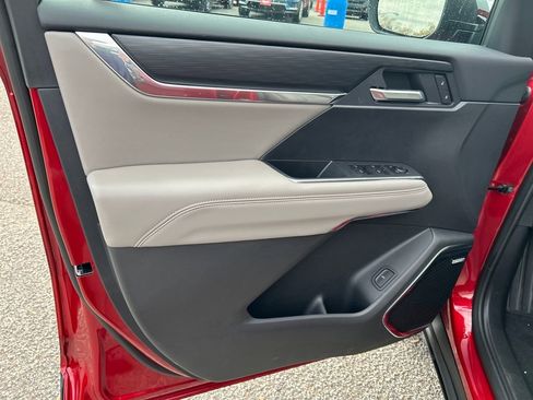 New 2026 GMC Acadia Elevation w/ Elevation Premium Package image 26