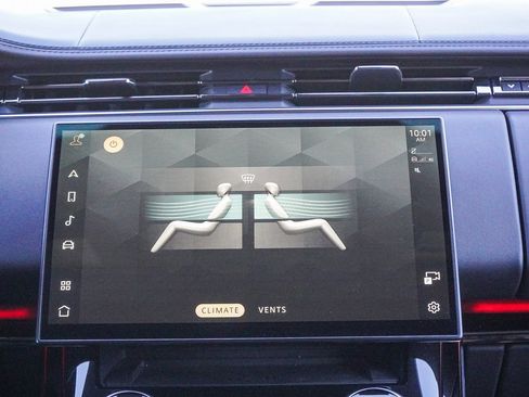 Used 2023 Land Rover Range Rover Sport SE image 16