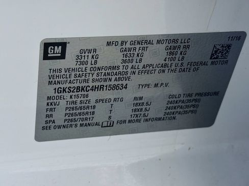 Used 2017 GMC Yukon SLT AWD/4WD image 30