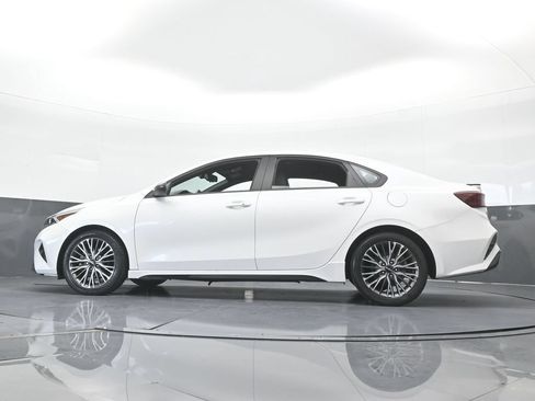 Used 2022 Kia Forte GT-Line w/ GT-Line Technology Package FWD image 52
