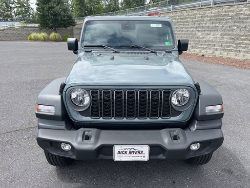 New 2025 Jeep Wrangler Sport S image 4
