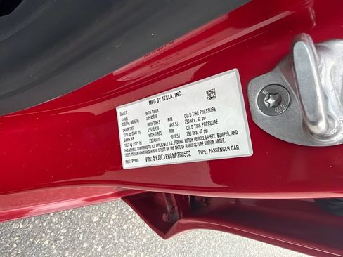 Used 2022 Tesla Model 3 Long Range AWD/4WD image 24