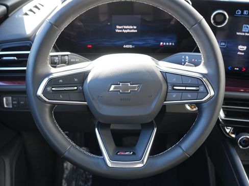 Used 2024 Chevrolet Traverse Z71 image 22