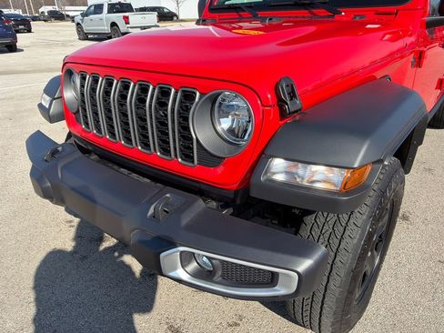 Used 2025 Jeep Gladiator Sport image 46
