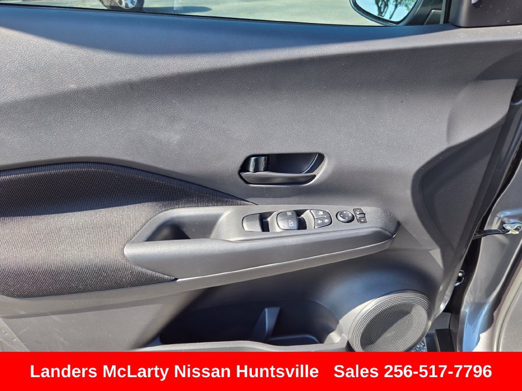Used 2025 Nissan Kicks Play S FWD image 19