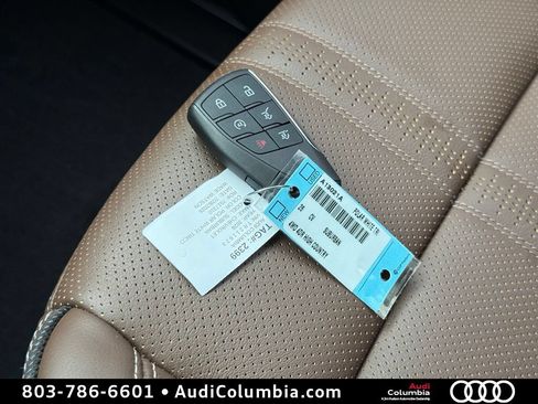 Used 2026 Chevrolet Suburban High Country AWD/4WD image 42