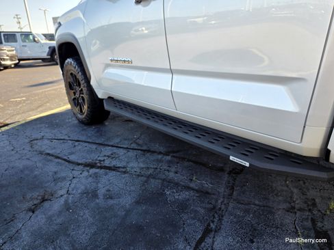 Used 2022 Toyota Tundra Limited w/ TRD Off-Road Package AWD/4WD image 3
