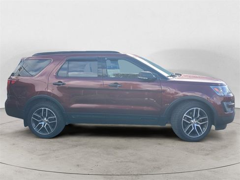 Used 2016 Ford Explorer Sport w/ Equipment Group 401A image 2