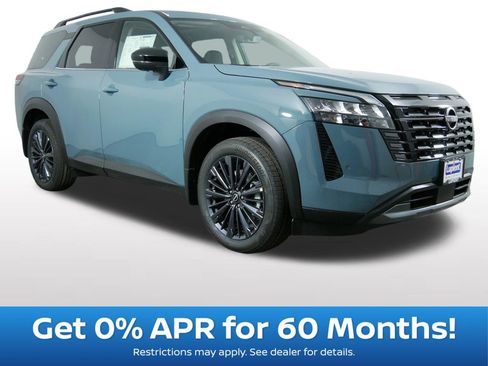New 2026 Nissan Pathfinder SL w/ SL Premium Package AWD/4WD image 1