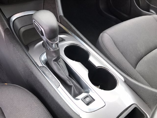 Used 2024 Chevrolet Malibu LT FWD image 7
