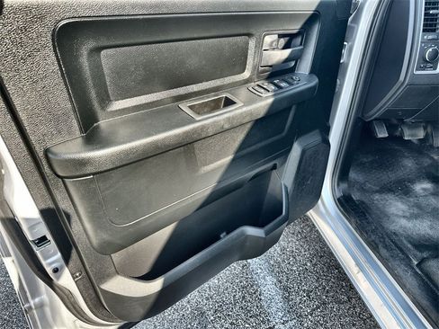 Used 2018 RAM 1500 Tradesman image 9