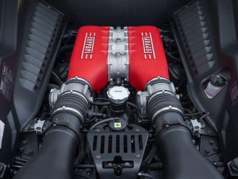 Used 2012 Ferrari 458 Italia Coupe RWD image 23