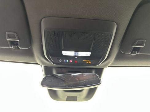 Used 2024 Chevrolet Equinox EV RS image 24