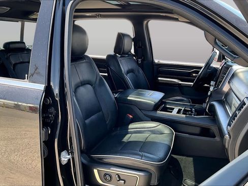 Used 2019 RAM 1500 Limited RWD image 9