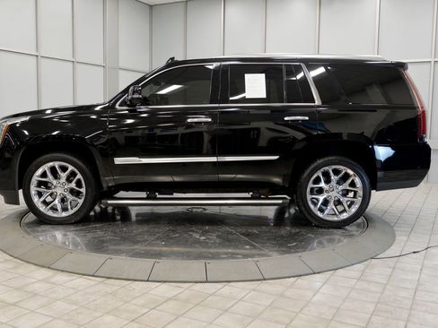 Used 2018 Cadillac Escalade Platinum image 5