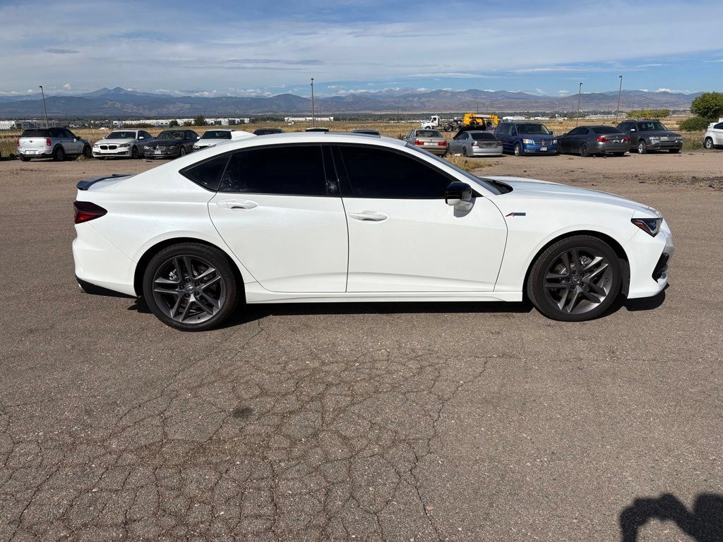 Used 2025 Acura TLX w/ A-SPEC Package AWD/4WD image 4