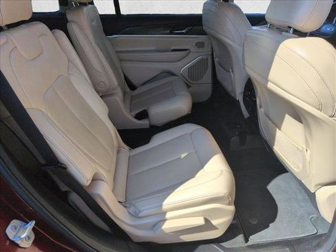 Used 2021 Jeep Grand Cherokee L Limited image 29