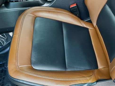 Used 2023 Ford Bronco Outer Banks image 19