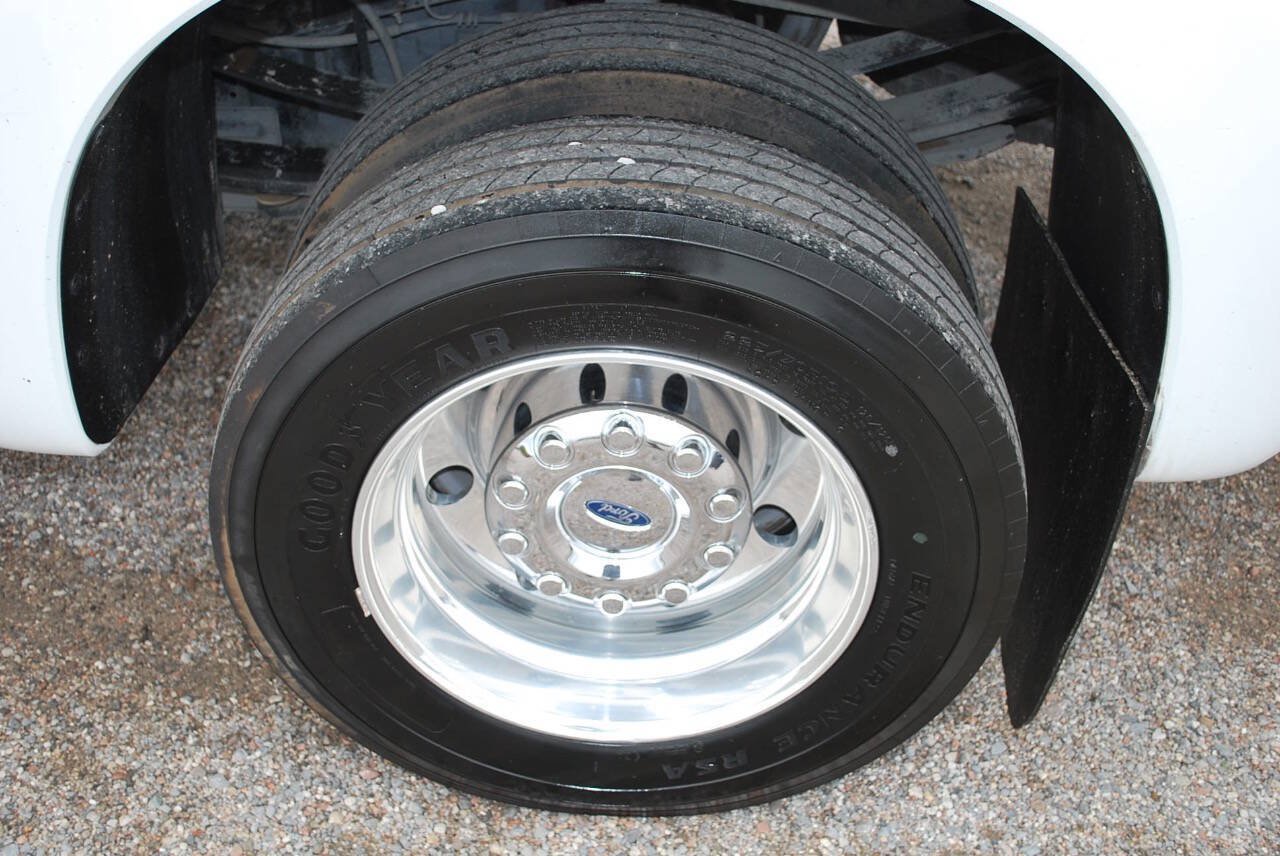 Used 2016 Ford F450 XL w/ Power Equipment Group AWD/4WD image 13